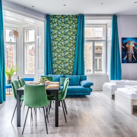 Downtown Delight - Erzsebet Blvd - 13 Ppl Apartment Budapest Exterior photo